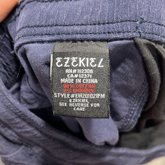 Ezekiel Navy Johnson Shorts - Picture 4 of 4